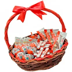 Подарункова корзина «Смак дитинства»