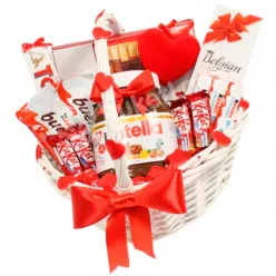 Подарункова корзина «Ласунка»