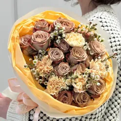 Букет квітів «Honey Cream»