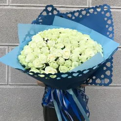 101 біла троянда Avalanche 60 см