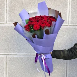 31 червона троянда 60 см