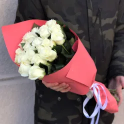 21 біла троянда 50 см