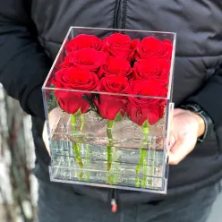 Композиція в прозорій коробці «Даміра»