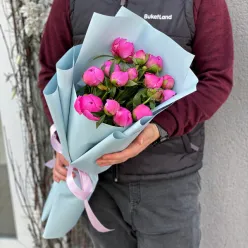 Букет з 15 місцевих півоній «Glory»