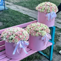 Квітковий сюрприз «Необ'ємний» з 303 троянд