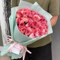 25 піоноподібних троянд Пінк Експрешн 60 см