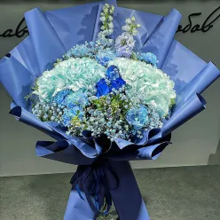 Авторський букет квітів «Endless ocean»