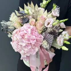 Композиція в капелюшній коробці «Eva»