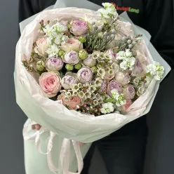 Букет квітів «Garden Grace»