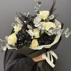 Букет квітів «Nightcall»