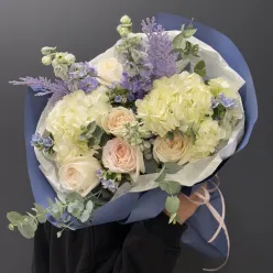 Букет квітів «Лавандовий бриз»