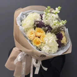 Букет квітів «Ванільна хмара»