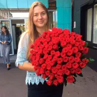 101 червона троянда Grand Prix 60 см