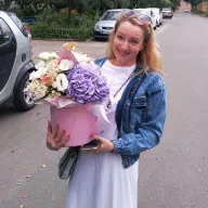 Квіти в капелюшній коробці «Ельфійська принцеса»