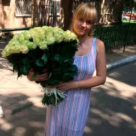 101 біла троянда Avalanche 60 см