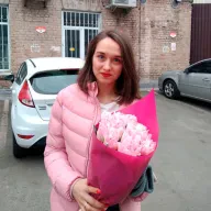 15 рожевих тюльпанів