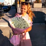 101 біла троянда