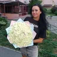 101 біла троянда