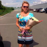 15 білих троянд Avalanche 60 см