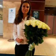 49 белых роз Лавина 60 см