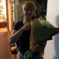 41 белая роза Лавина 60 см