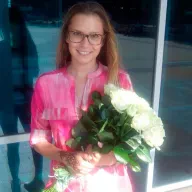 29 білих троянд Avalanche 60 см