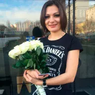 29 білих троянд Avalanche 60 см