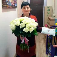 51 біла троянда 60 см