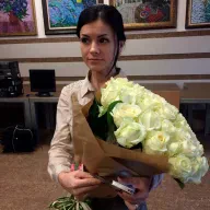 101 белая роза 70 см