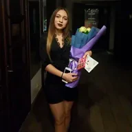 25 білих троянд 50 см