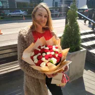 51 троянда мікс червоно-біла 50 см