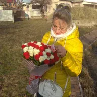 51 троянда мікс червоно-біла 50 см