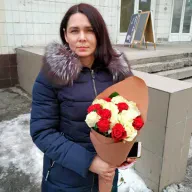 25 троянд мікс червоно-білі 50 см