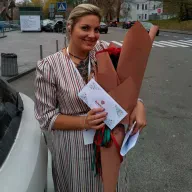 25 красных роз 60 см