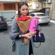 25 червоних троянд 50 см