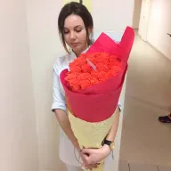 51 коралловая роза Wow 60 см