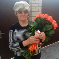 41 коралова троянда Wow 60 см