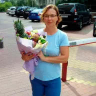 Букет з фруктів і квітів «Настрій» | розмір M