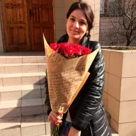 11 червоних троянд Grand Prix 60 см