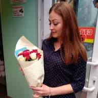 11 троянд мікс червоно-білі 50 см