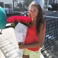 25 червоних голландських троянд Freedom