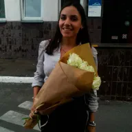 11 білих троянд Avalanche 60 см