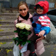 11 білих троянд Avalanche 60 см