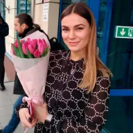 15 фіолетових тюльпанів